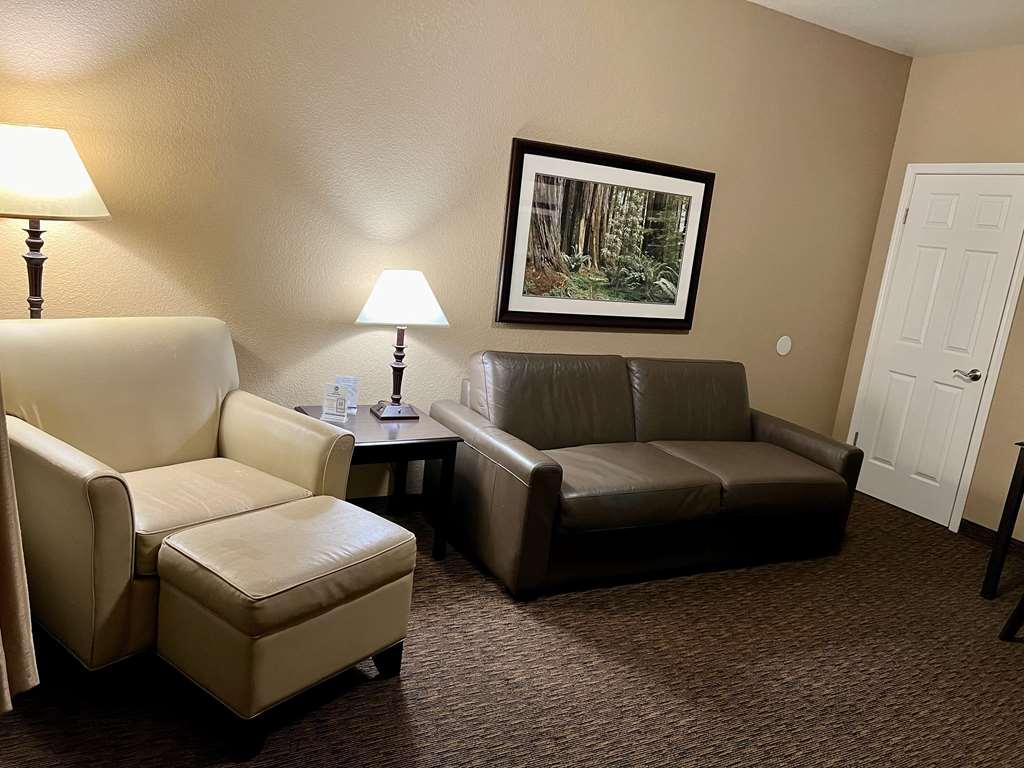 Best Western Country Inn Fortuna Quarto foto